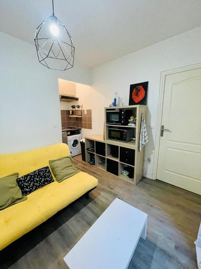 Appartement En Plein Coeur Du 10Eme Et Proche De Plusieurs Gares Paris Dış mekan fotoğraf